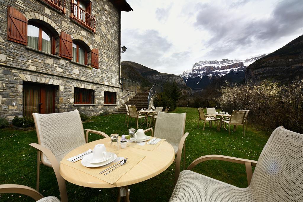 Hotel Abetos 3*